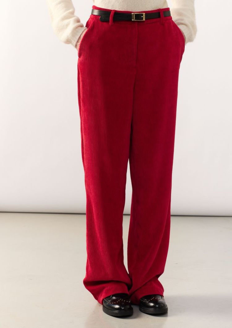 YURVL 010 RED